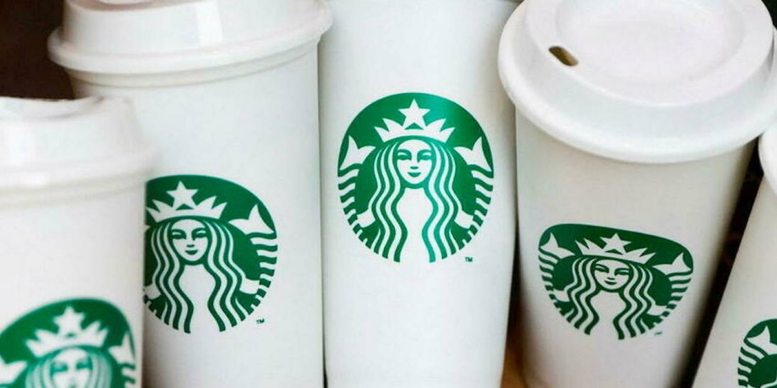 Des salariés de Starbucks en grève pour défendre la cause LGBT+