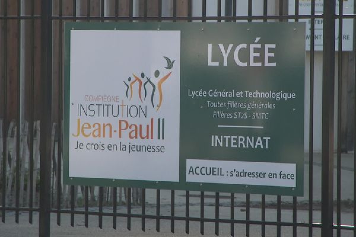 Démission du directeur du lycée catholique de Compiègne suite à des accusations d'homophobie