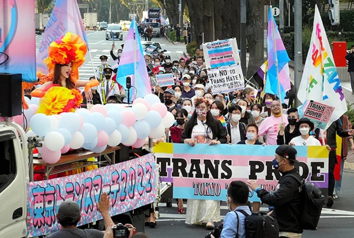 Japon : la Cour suprême soutient une femme transgenre