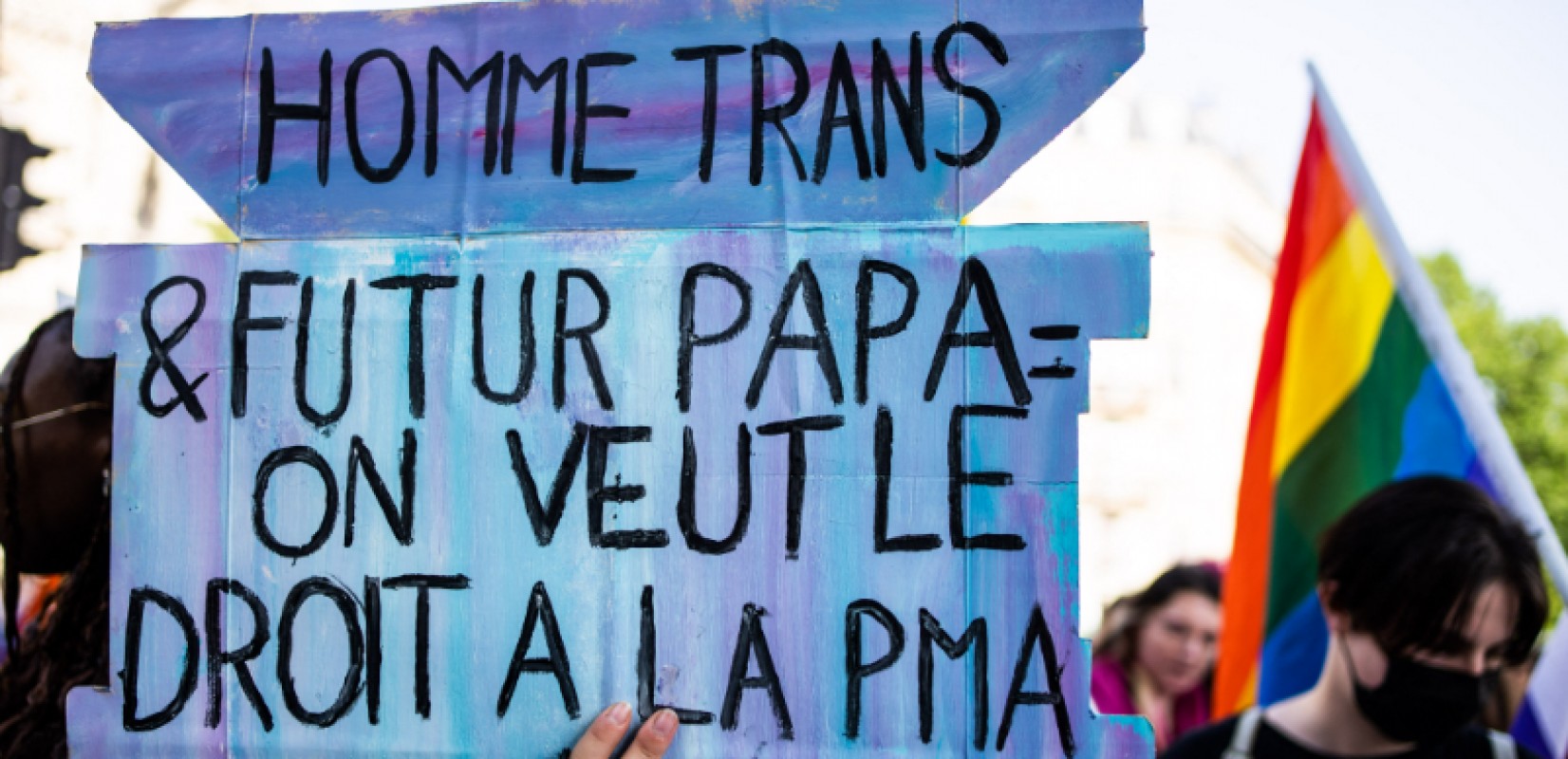 L'homme enceinte : La PMA pour les transgenres, une révolution inévitable ?