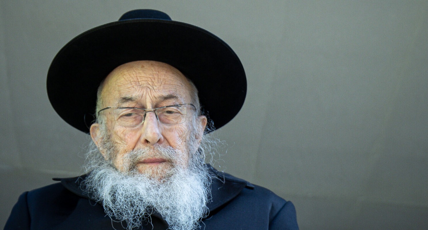 Le rabbin Zvi Tau qualifie l'homoparentalité comme « un crime contre l'humanité »