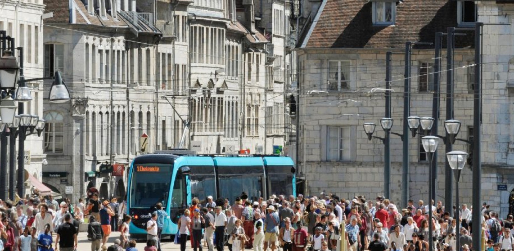 Besançon : Agressés pour avoir porté un t-shirt aux couleurs LGBT+