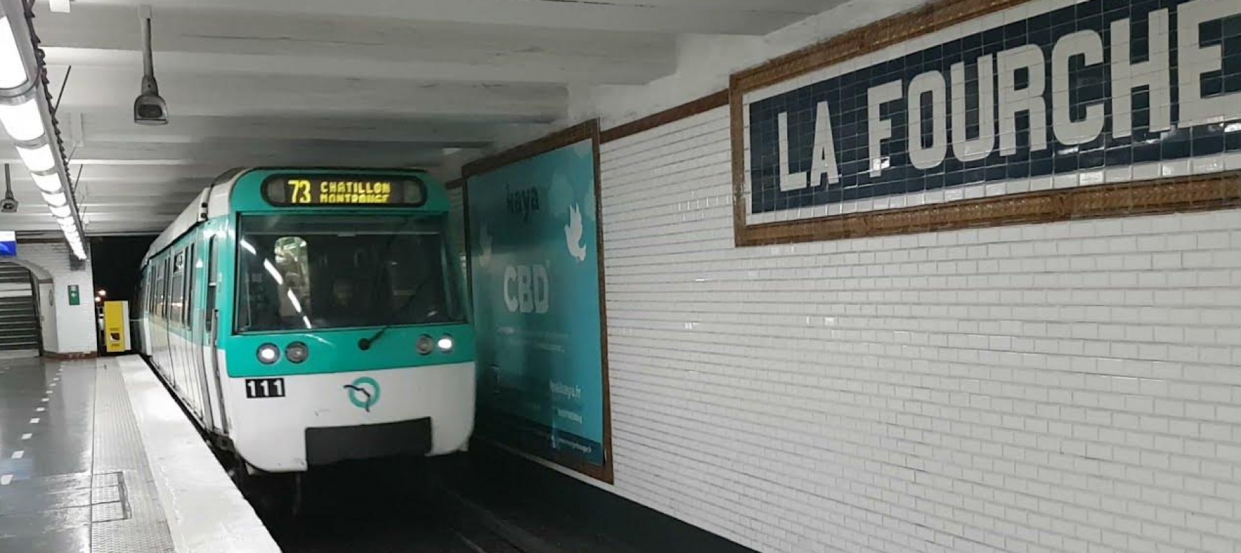 Un transgenre Marocain victime de violences transphobes en plein jour dans le métro parisien