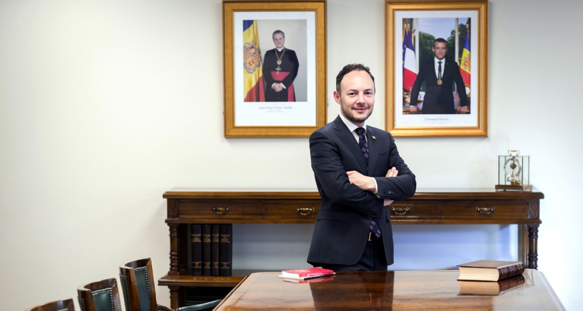 Xavier Espot, premier ministre de la principauté d'Andorre, fait son coming-out