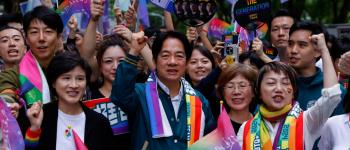 Taïwan : Plus de 100 000 personnes pour la marche des fiertés de Taipei