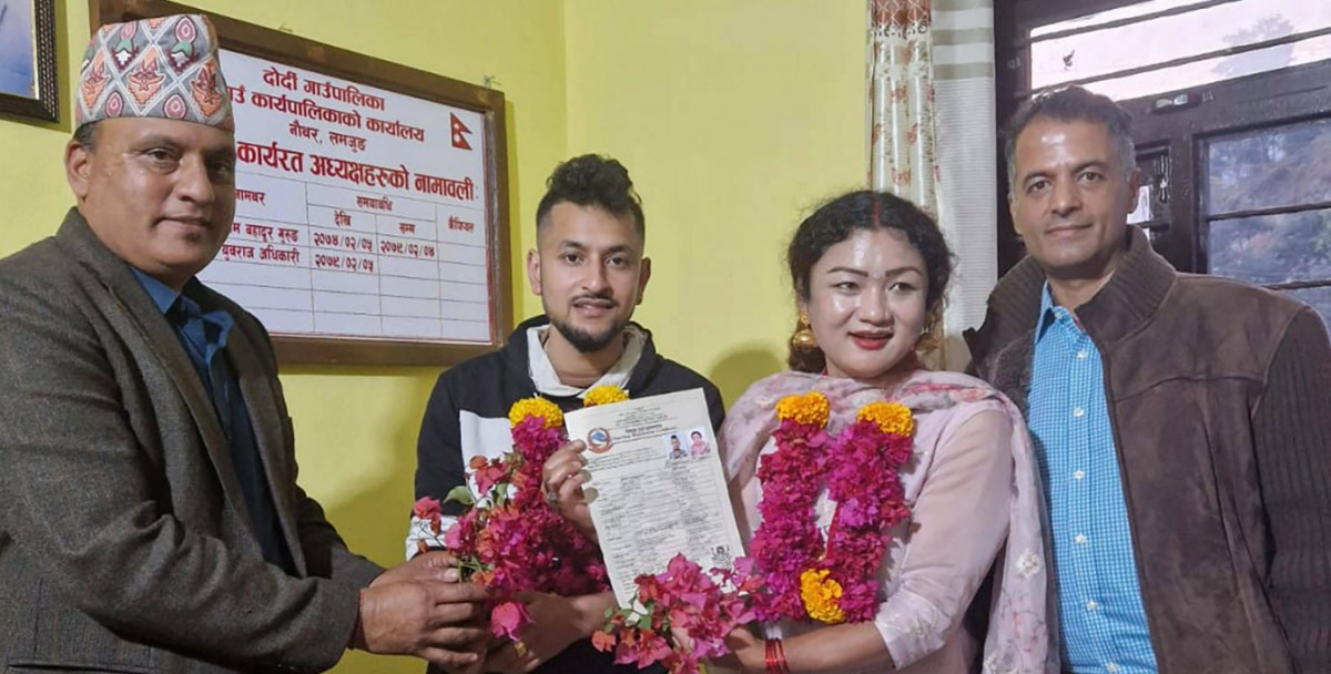 Le Népal célèbre officiellement son premier mariage LGBT+