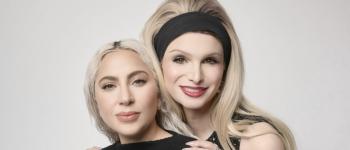 Transphobie en ligne: le selfie de Lady Gaga et Dylan Mulvaney fait des vagues