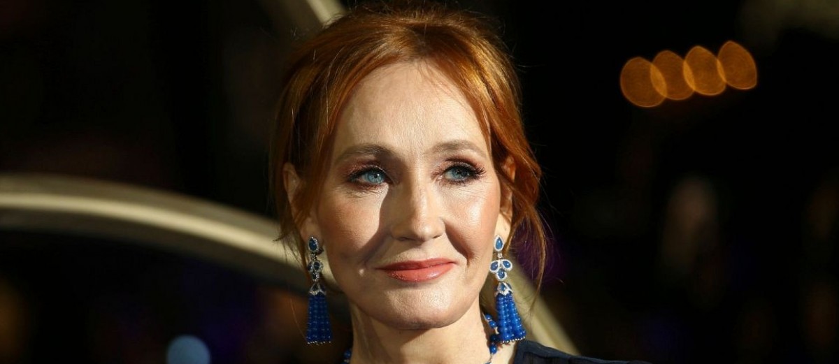 J.K. Rowling : une championne des droits des femmes ou une adversaire des droits transgenres ?