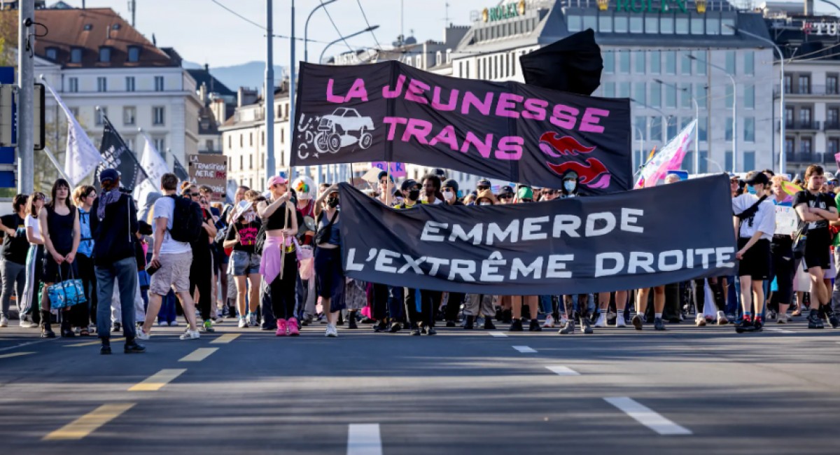 Genève : 600 personnes ont défilé contre la transphobie et l'extrême droite