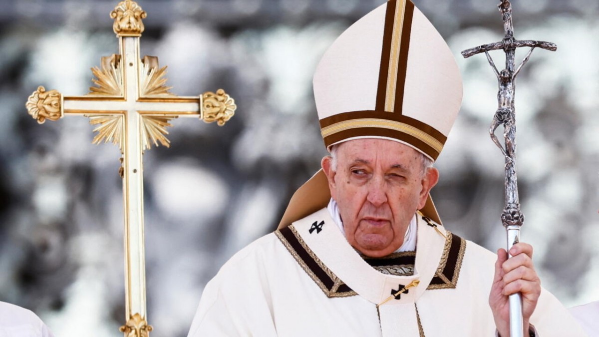 Le pape François qualifie des homosexuels de « tapette » lors d'une assemblée interne
